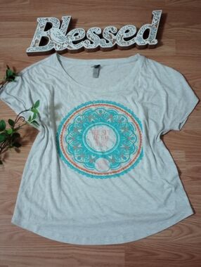 Next level Apparel Graphic Scoop Neck Tee - Turquoise Mandala Size M